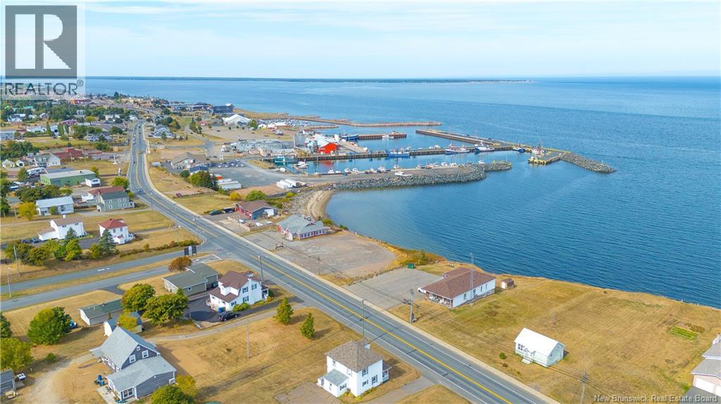 98 Saint-Pierre E. Boulevard, Caraquet, New Brunswick  E1W 1A9 - Photo 38 - NB127730