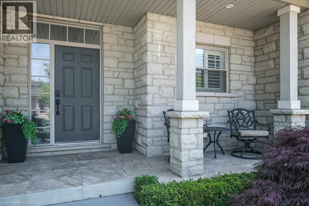 35 Butternut Grove Lane, Ancaster, Ontario  L9K 0B7 - Photo 2 - 40775499