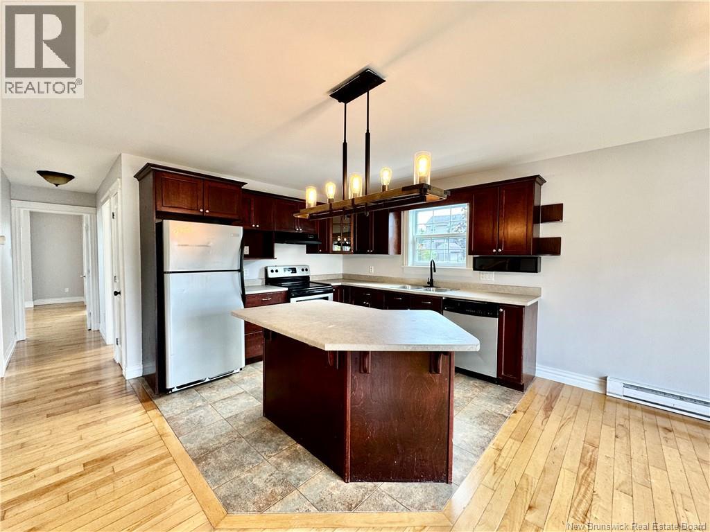 193 Houlahan, Dieppe, New Brunswick  E1A 4X6 - Photo 4 - NB127776