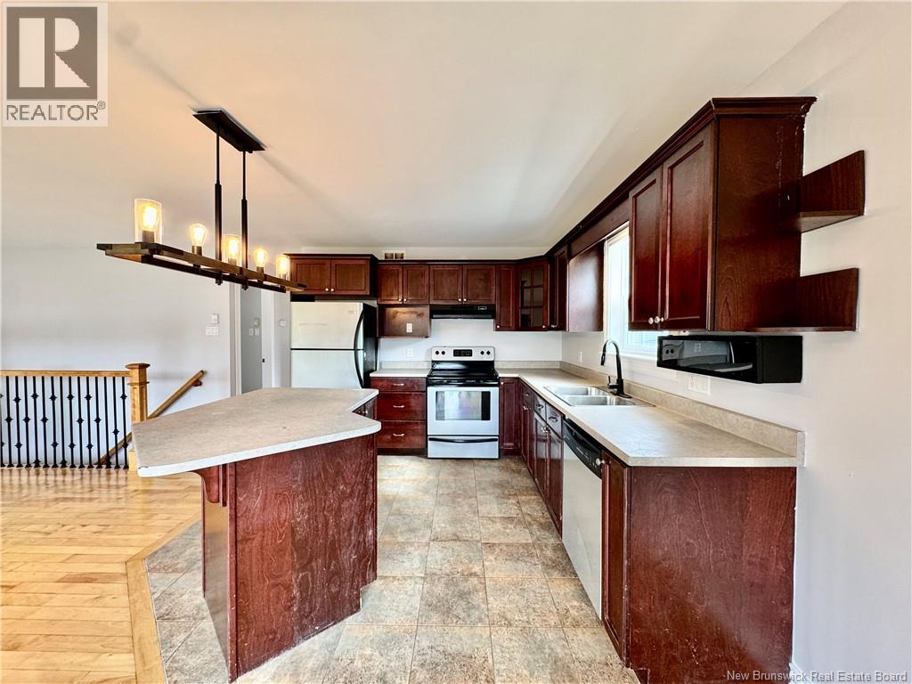 193 Houlahan, Dieppe, New Brunswick  E1A 4X6 - Photo 5 - NB127776