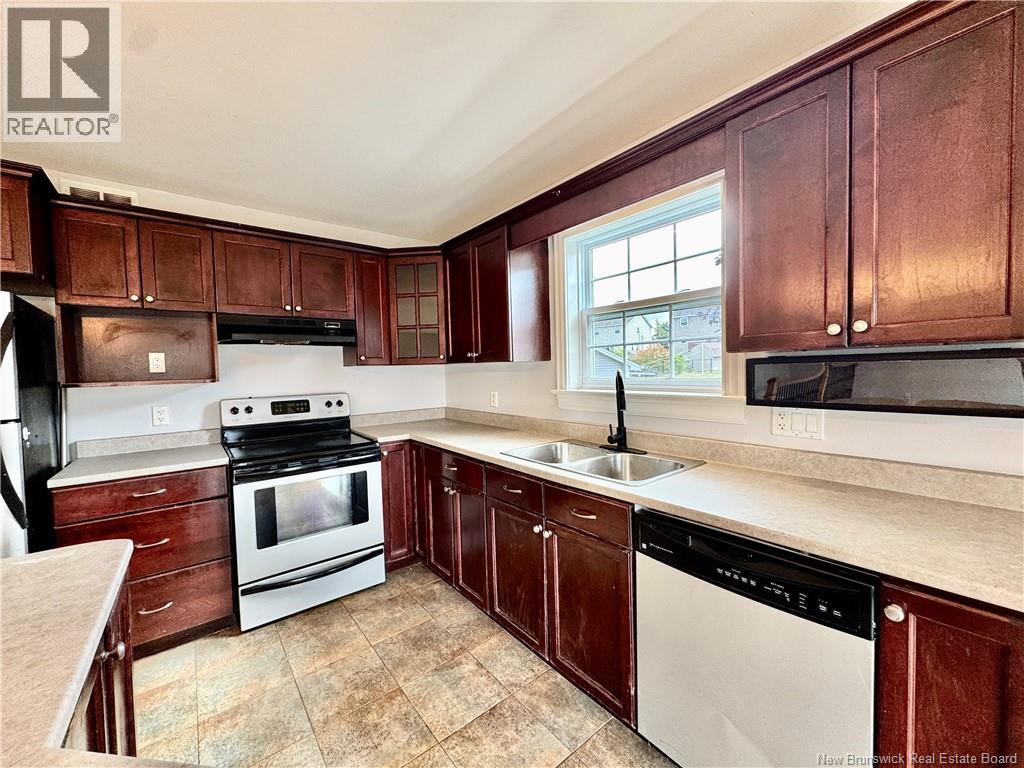 193 Houlahan, Dieppe, New Brunswick  E1A 4X6 - Photo 6 - NB127776