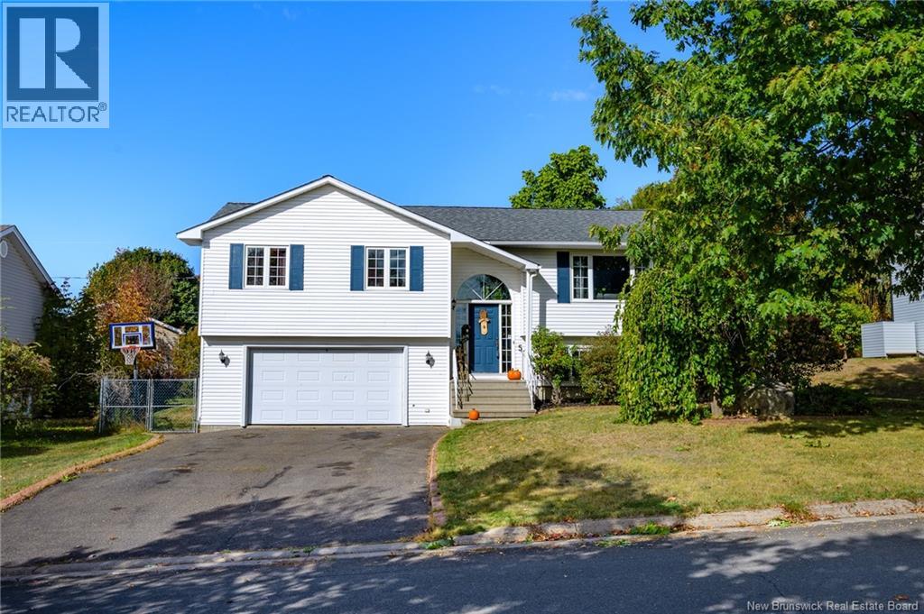 55 Mcgregor Street, Fredericton, New Brunswick  E3G 7V5 - Photo 1 - NB127766