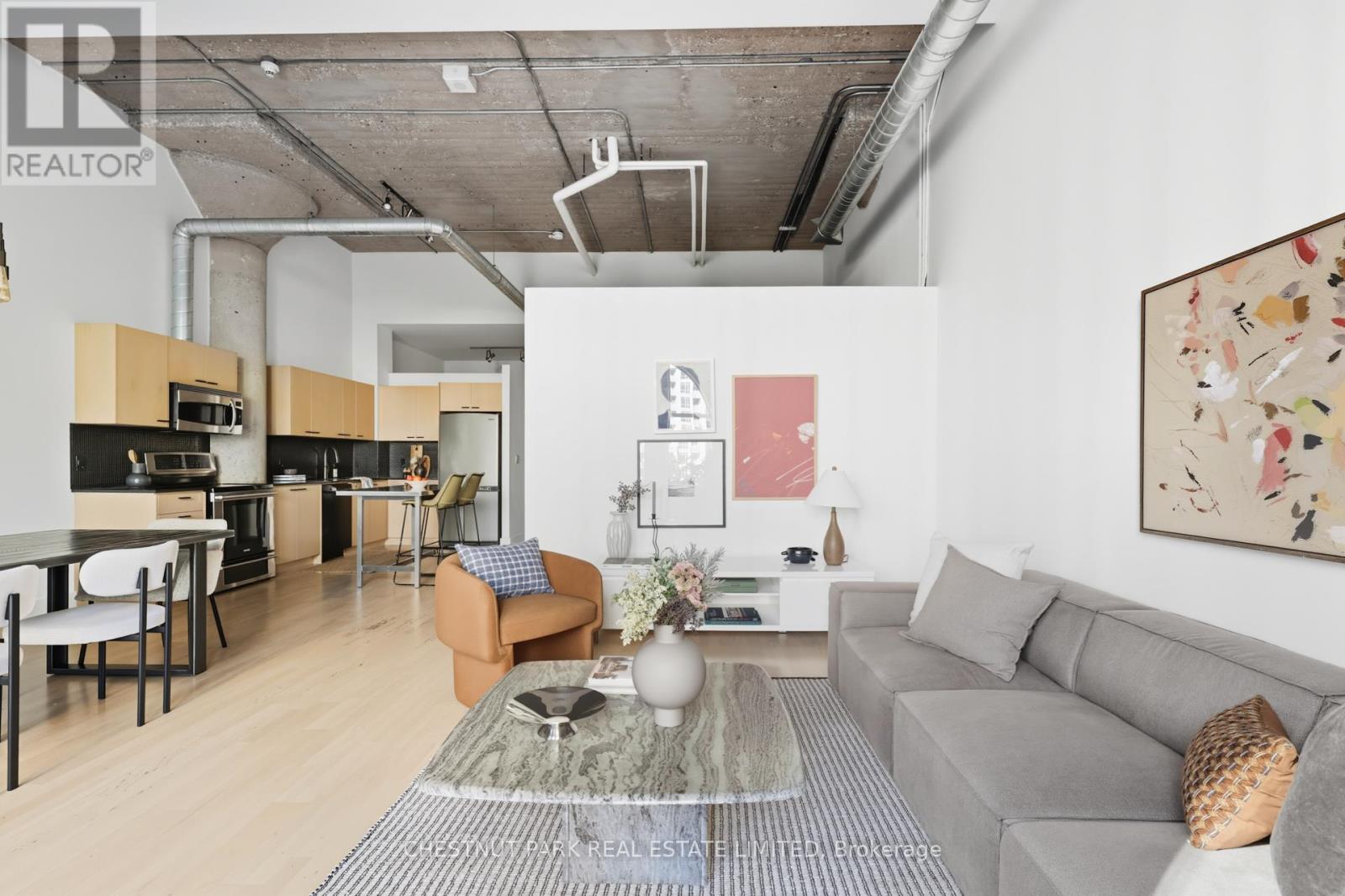 215 - 637 Lakeshore Boulevard W, Toronto, Ontario  M5V 3J6 - Photo 11 - C12439291