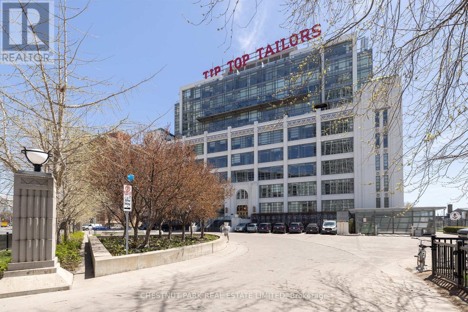 215 - 637 Lakeshore Boulevard W, Toronto, Ontario  M5V 3J6 - Photo 31 - C12439291