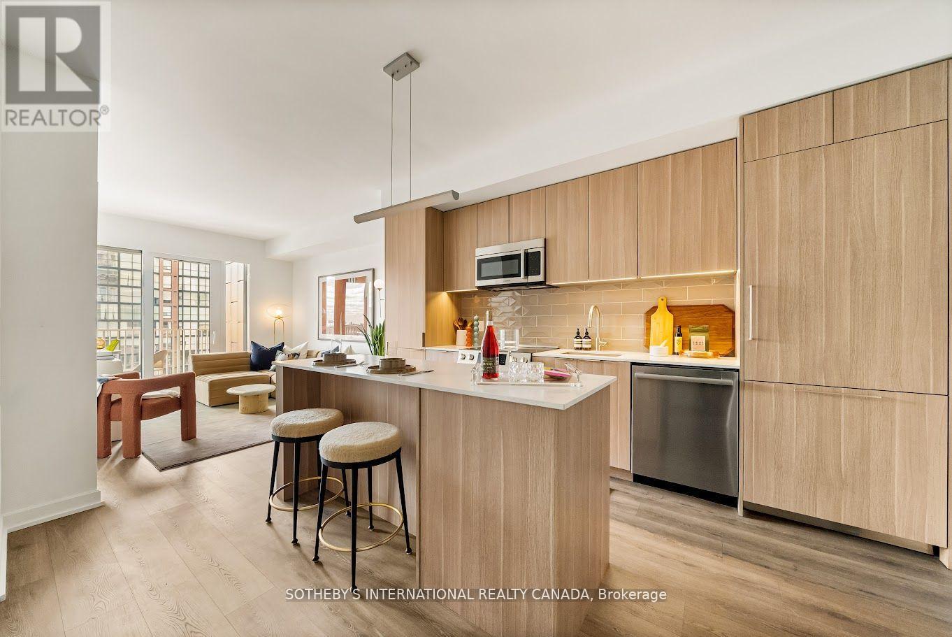1111 - 88 Bathurst Street, Toronto, Ontario  M5V 0W8 - Photo 2 - C12439341