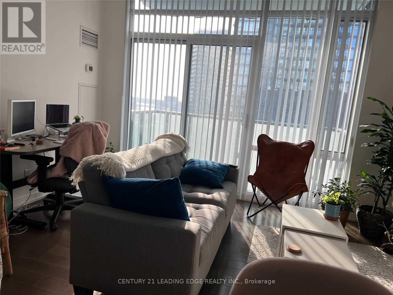 1010 - 170 Fort York Boulevard, Toronto, Ontario  M5V 0E6 - Photo 2 - C12439348