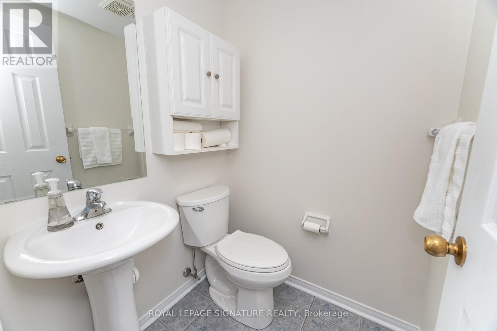 7131 Chatham Court, Mississauga, Ontario  L5N 8R1 - Photo 15 - W12433499