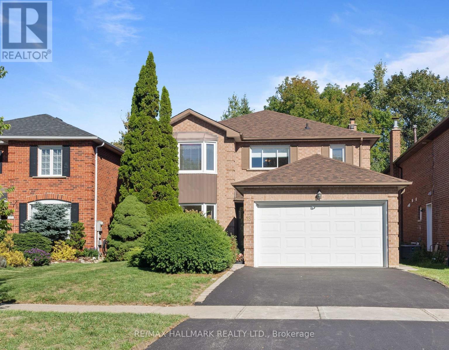 15 EMCARR DRIVE, Toronto, Ontario