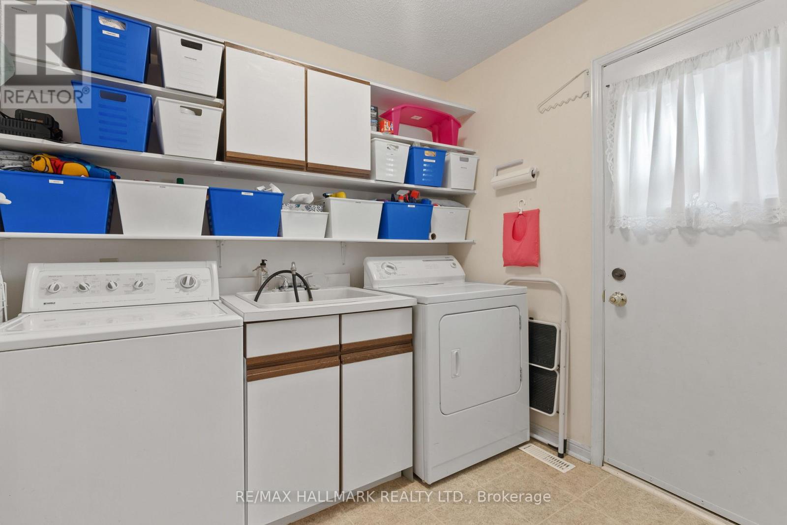 15 Emcarr Drive, Toronto, Ontario  M1E 4Z9 - Photo 18 - E12439297