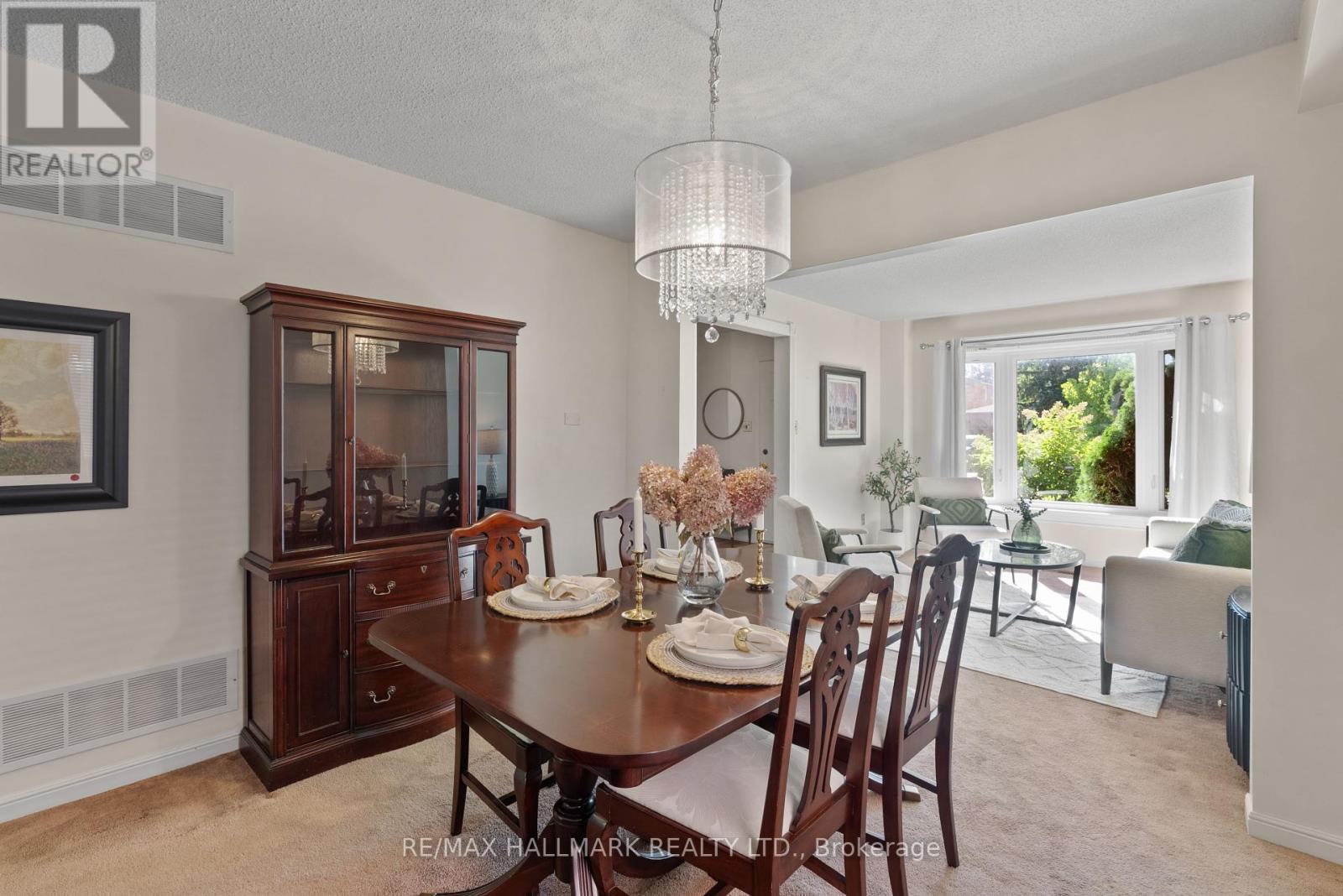 15 Emcarr Drive, Toronto, Ontario  M1E 4Z9 - Photo 8 - E12439297