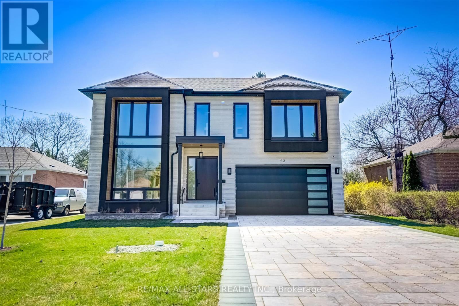 93 CREE AVENUE, Toronto, Ontario