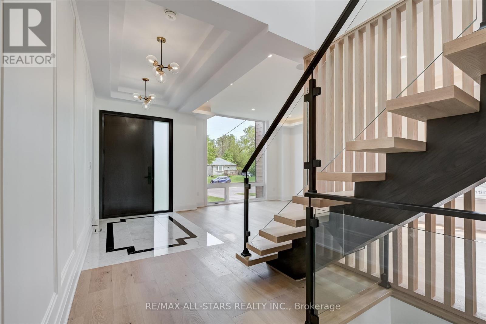 93 Cree Avenue, Toronto, Ontario  M1M 1Z9 - Photo 5 - E12439322