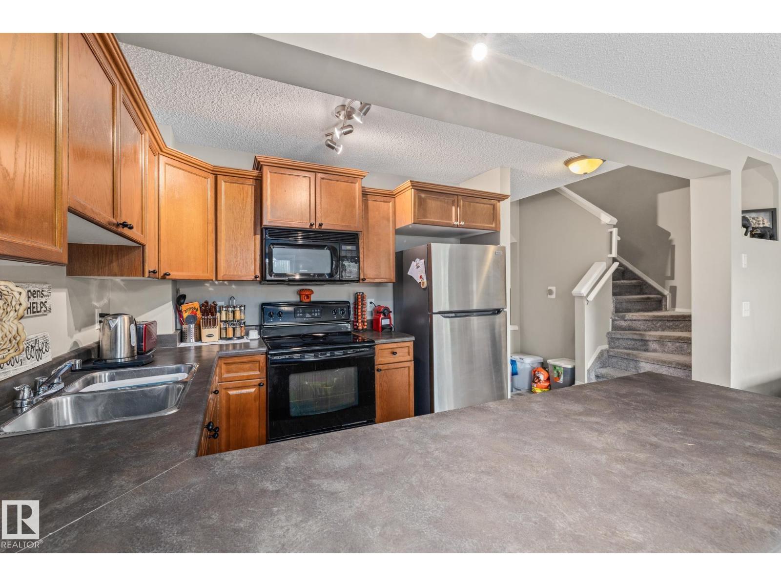 61 Vaughn Av, Spruce Grove, Alberta  T7X 4R9 - Photo 10 - E4460371