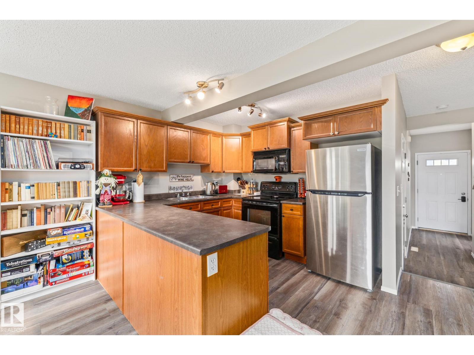 61 Vaughn Av, Spruce Grove, Alberta  T7X 4R9 - Photo 6 - E4460371