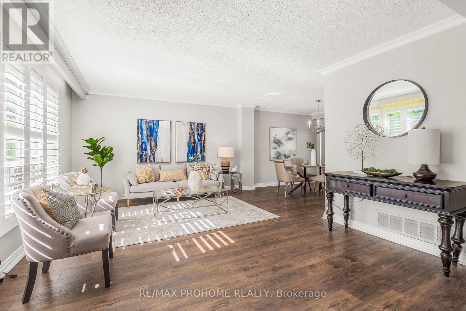 32 Sir Bedevere Place, Markham, Ontario  L3P 2W4 - Photo 6 - N12439285