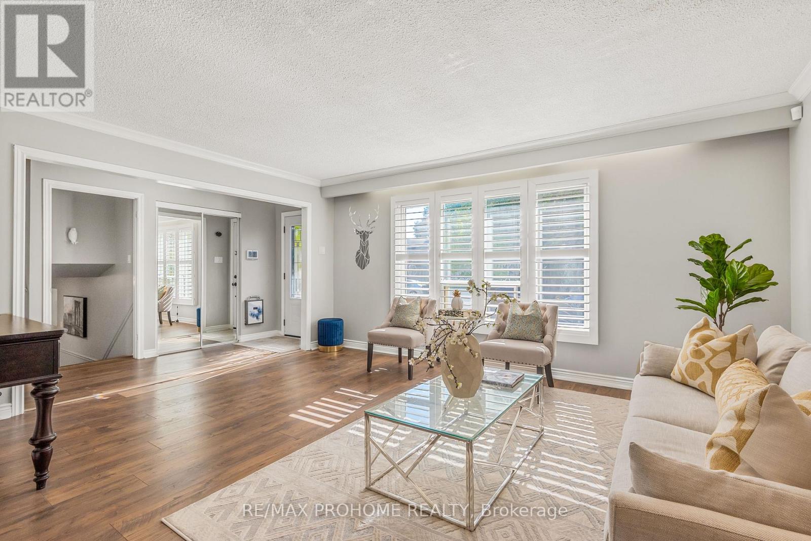 32 Sir Bedevere Place, Markham, Ontario  L3P 2W4 - Photo 8 - N12439285