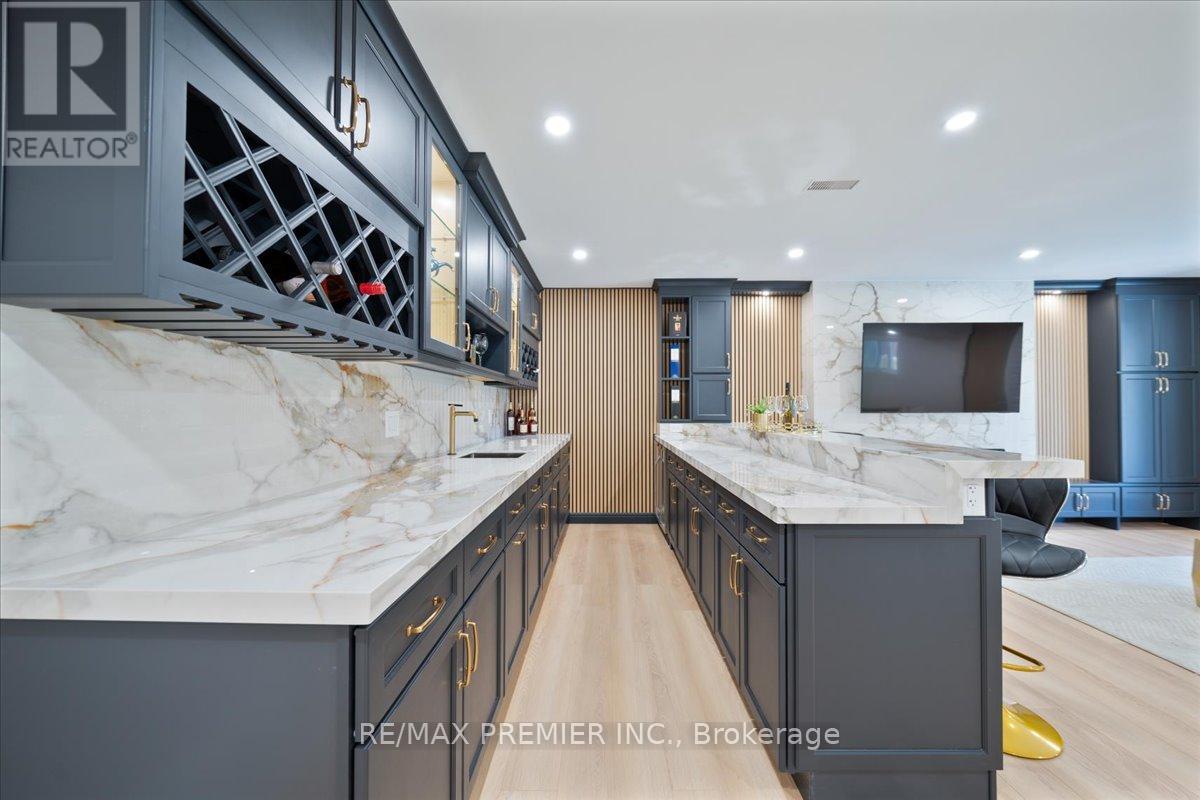 157 Jeanne Drive, Vaughan, Ontario  L4L 1X8 - Photo 38 - N12439314