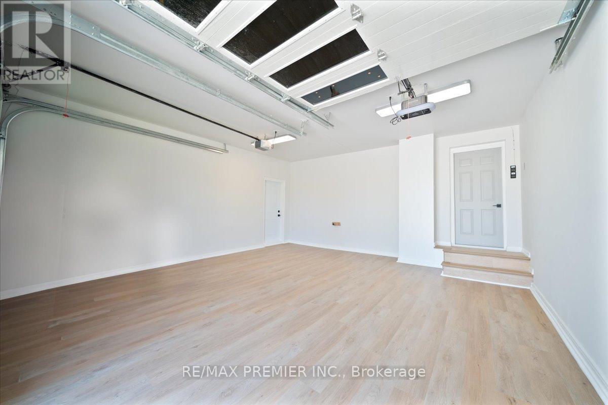 157 Jeanne Drive, Vaughan, Ontario  L4L 1X8 - Photo 44 - N12439314