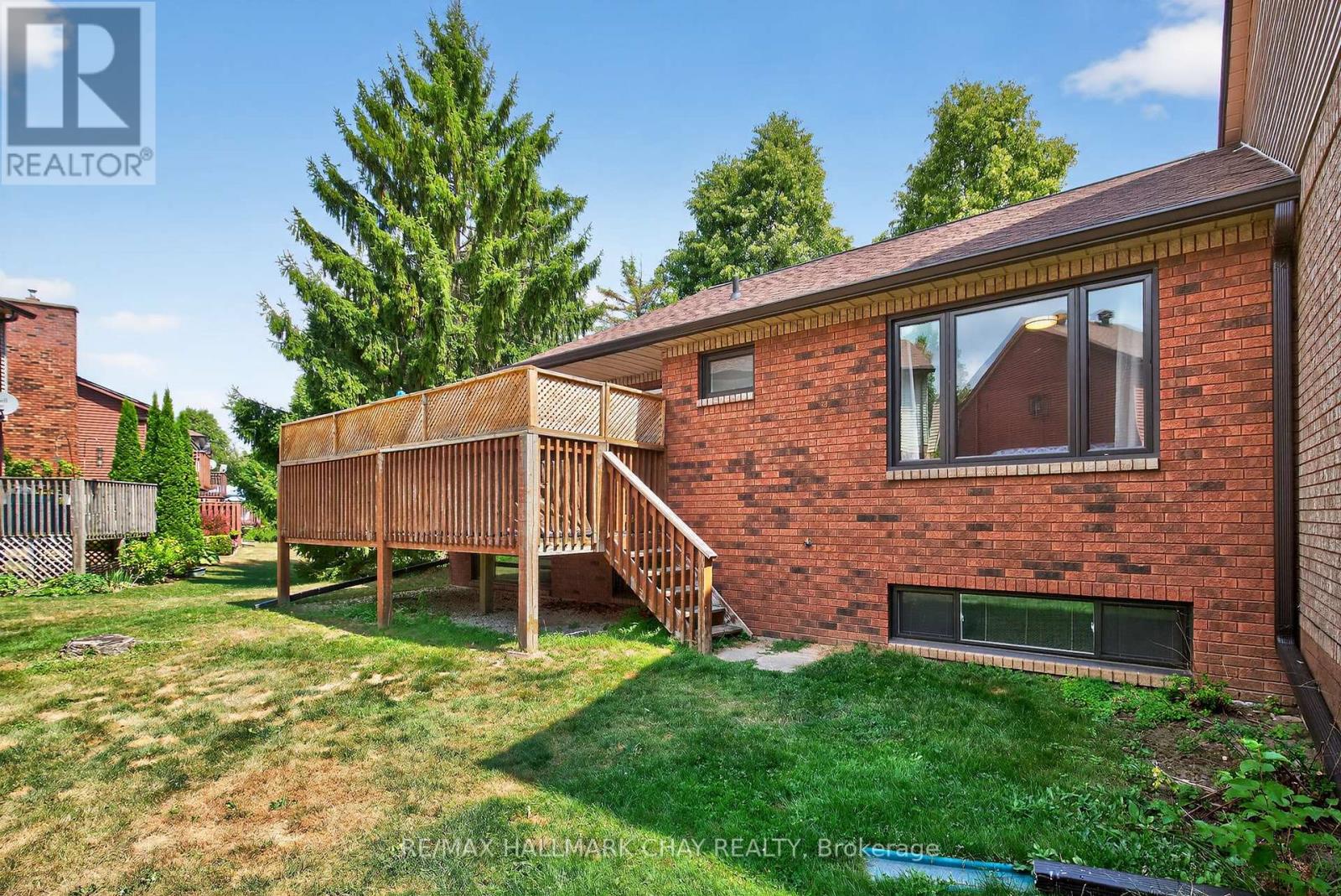 33 Parkette Drive, New Tecumseth, Ontario  L9R 1R7 - Photo 26 - N12439351