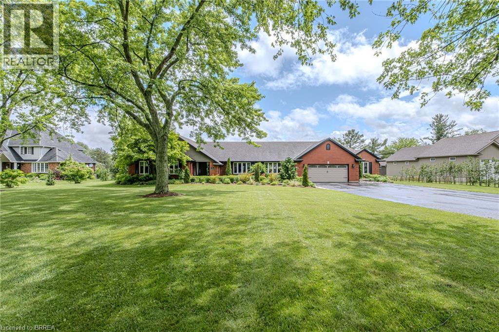 20 County Road 22 Road, Caledonia, Ontario  N3W 2G9 - Photo 1 - 40774734