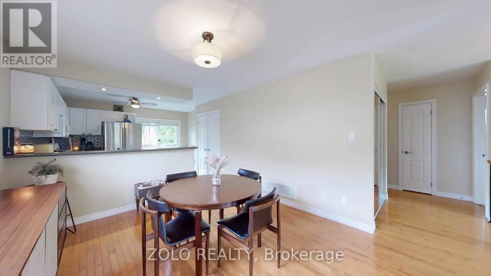 7 Golden Eagle Way, Barrie, Ontario  L4M 6P6 - Photo 11 - S12439332