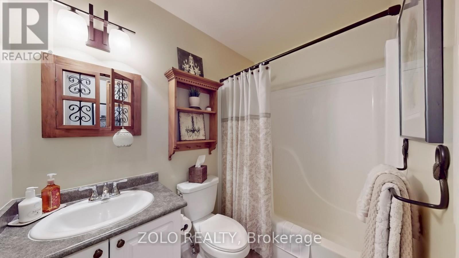 7 Golden Eagle Way, Barrie, Ontario  L4M 6P6 - Photo 18 - S12439332
