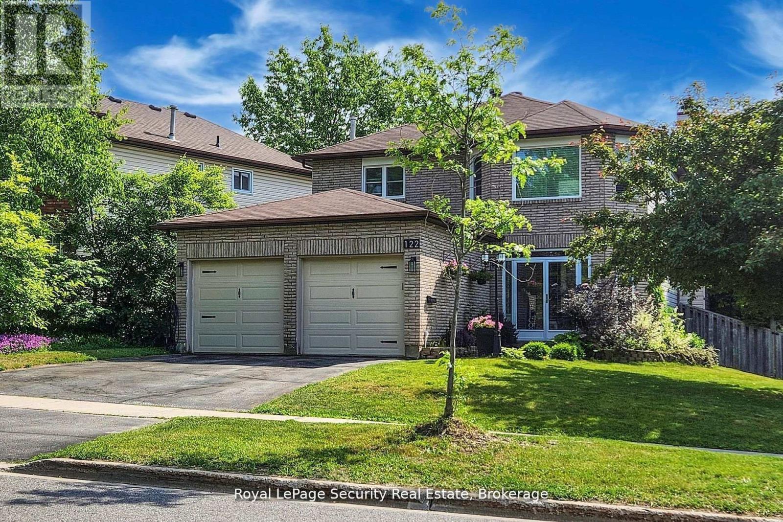 122 Browning Trail, Barrie, Ontario  L4N 6R3 - Photo 2 - S12439361
