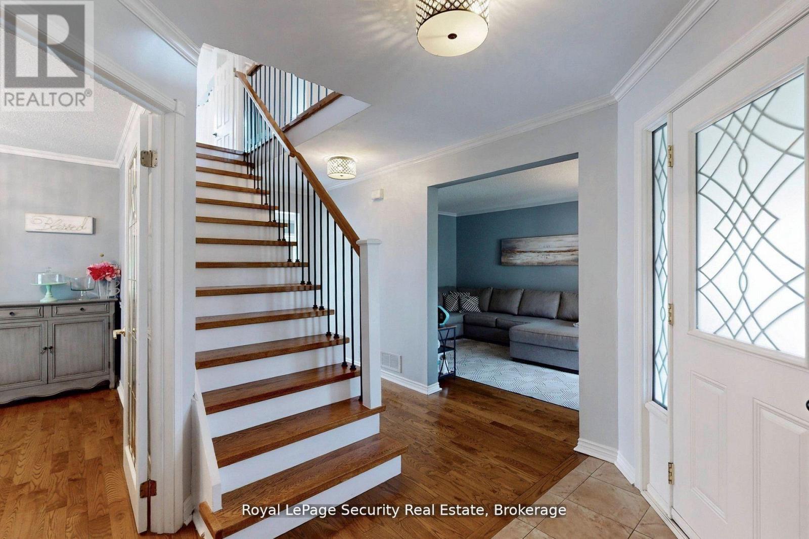 122 Browning Trail, Barrie, Ontario  L4N 6R3 - Photo 22 - S12439361