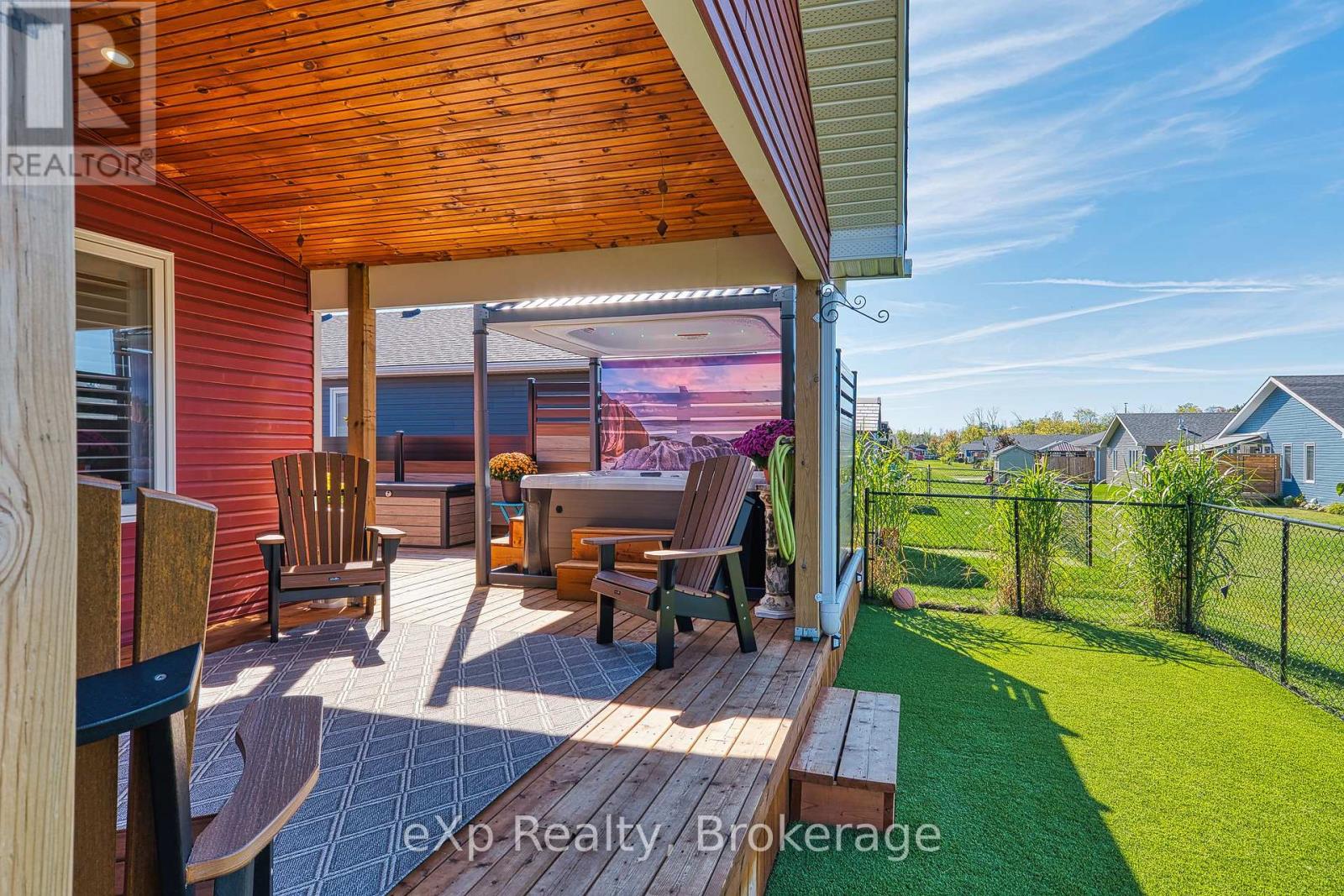 85 Huron Heights Drive, Ashfield-Colborne-Wawanosh, Ontario  N7A 0C1 - Photo 26 - X12437915