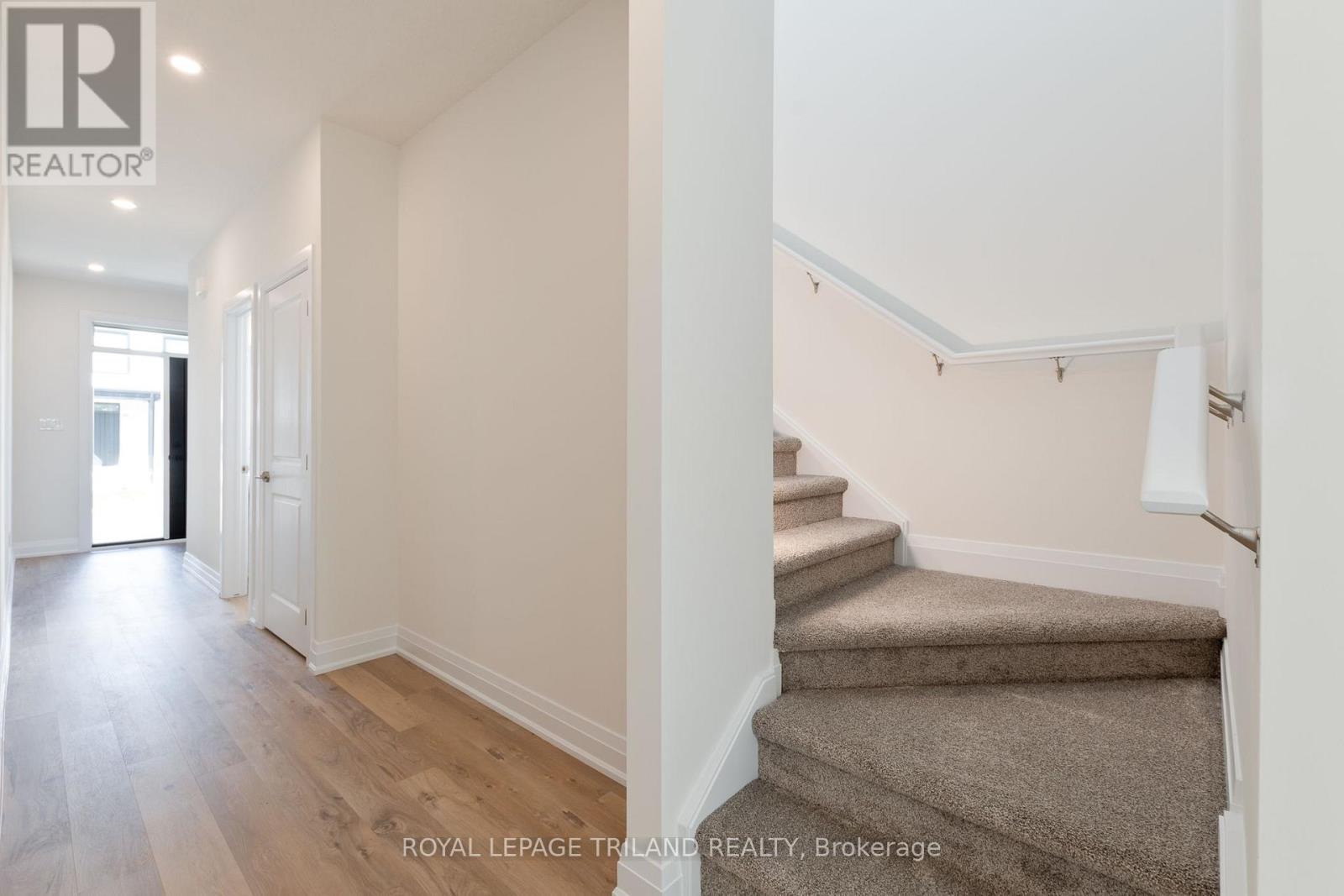 20 - 101 Swales Avenue, Strathroy-Caradoc, Ontario  N7G 0C1 - Photo 6 - X12276167