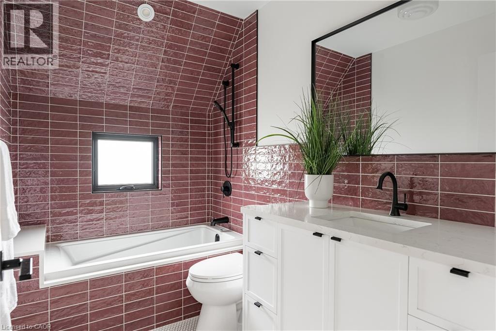 935 Harvey Place, Burlington, Ontario  L7T 3E9 - Photo 42 - 40774390