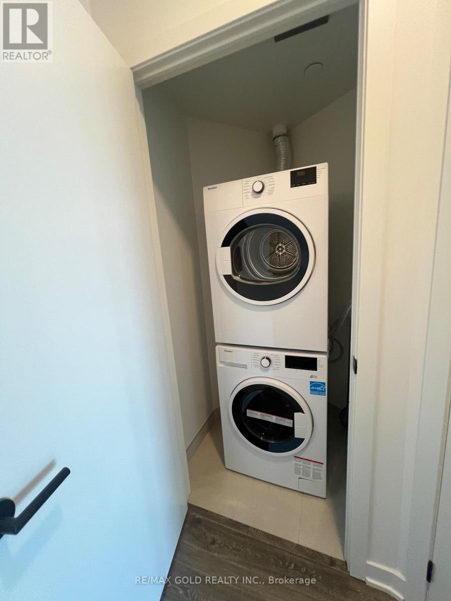 901 - 2495 Eglinton Avenue E, Mississauga, Ontario  L5M 2V8 - Photo 13 - W12439287
