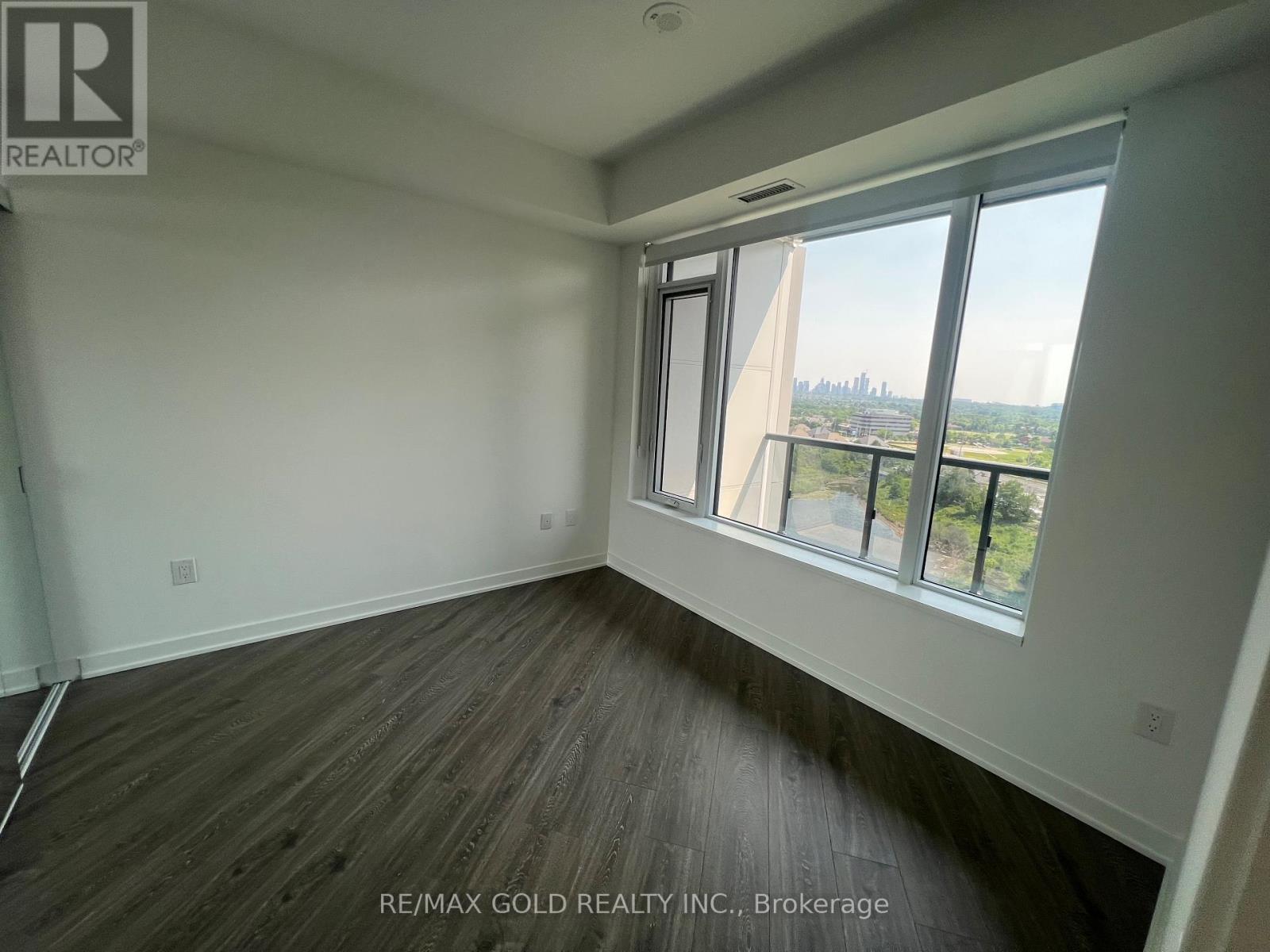 901 - 2495 Eglinton Avenue E, Mississauga, Ontario  L5M 2V8 - Photo 6 - W12439287