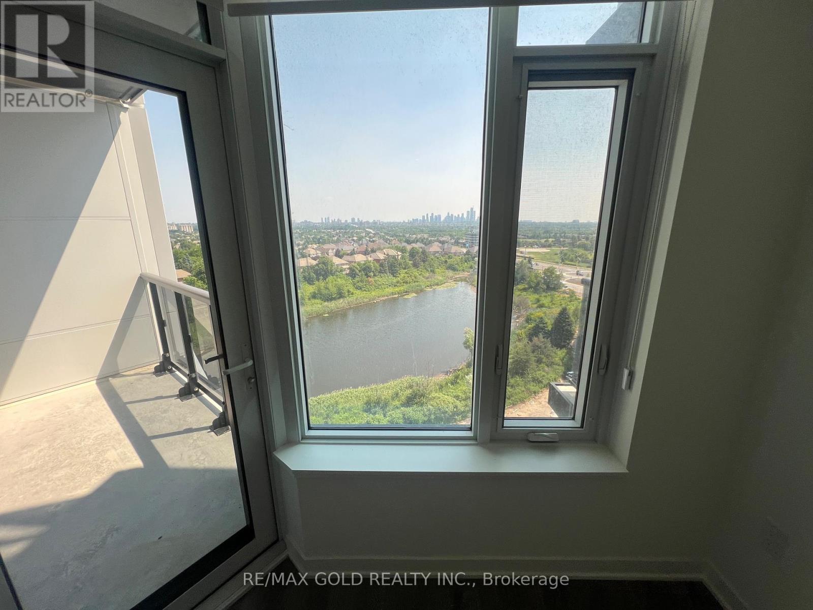 901 - 2495 Eglinton Avenue E, Mississauga, Ontario  L5M 2V8 - Photo 8 - W12439287