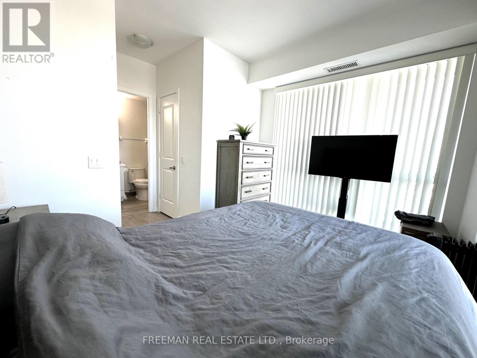 1509 - 4699 Glen Erin Drive, Mississauga, Ontario  L5M 2E5 - Photo 18 - W12439293