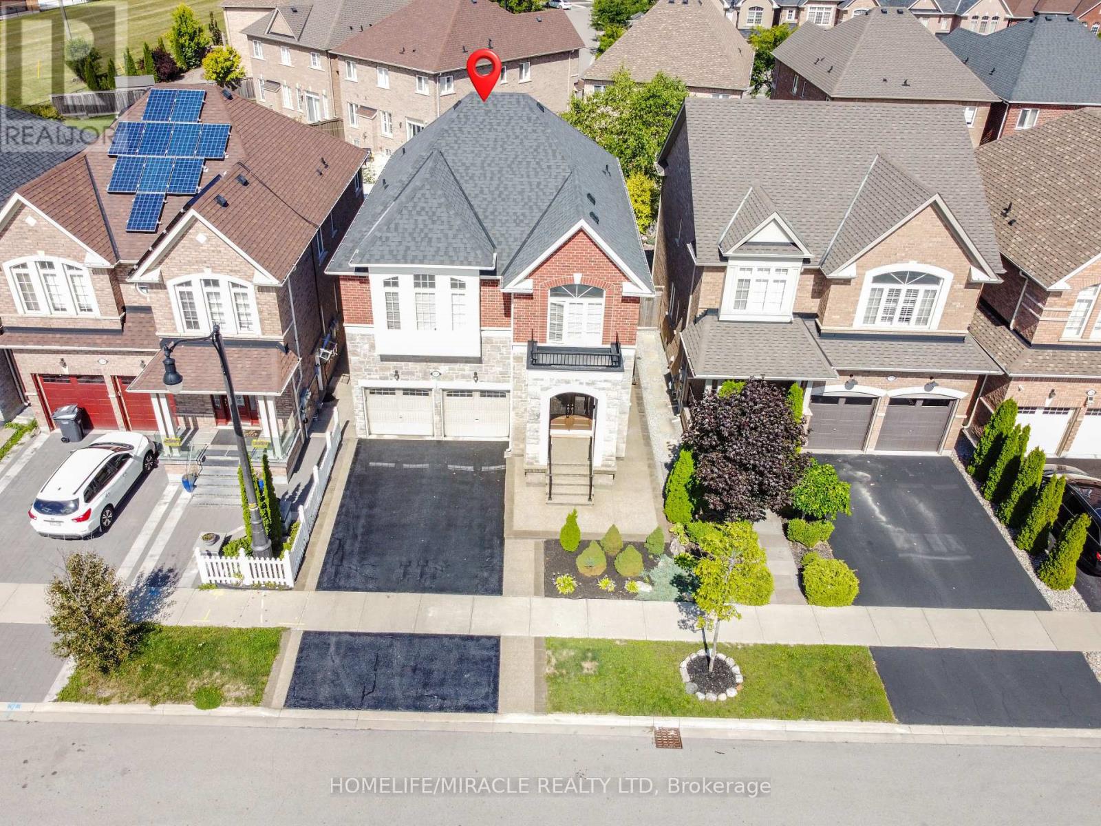 122 Bonnie Braes Drive, Brampton, Ontario  L6Y 0W7 - Photo 42 - W12439298