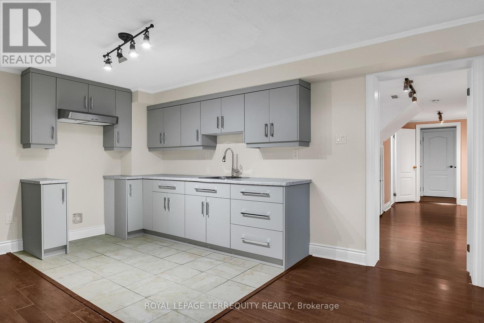 19 Wall Avenue, Toronto, Ontario  M9N 2N6 - Photo 21 - W12439310