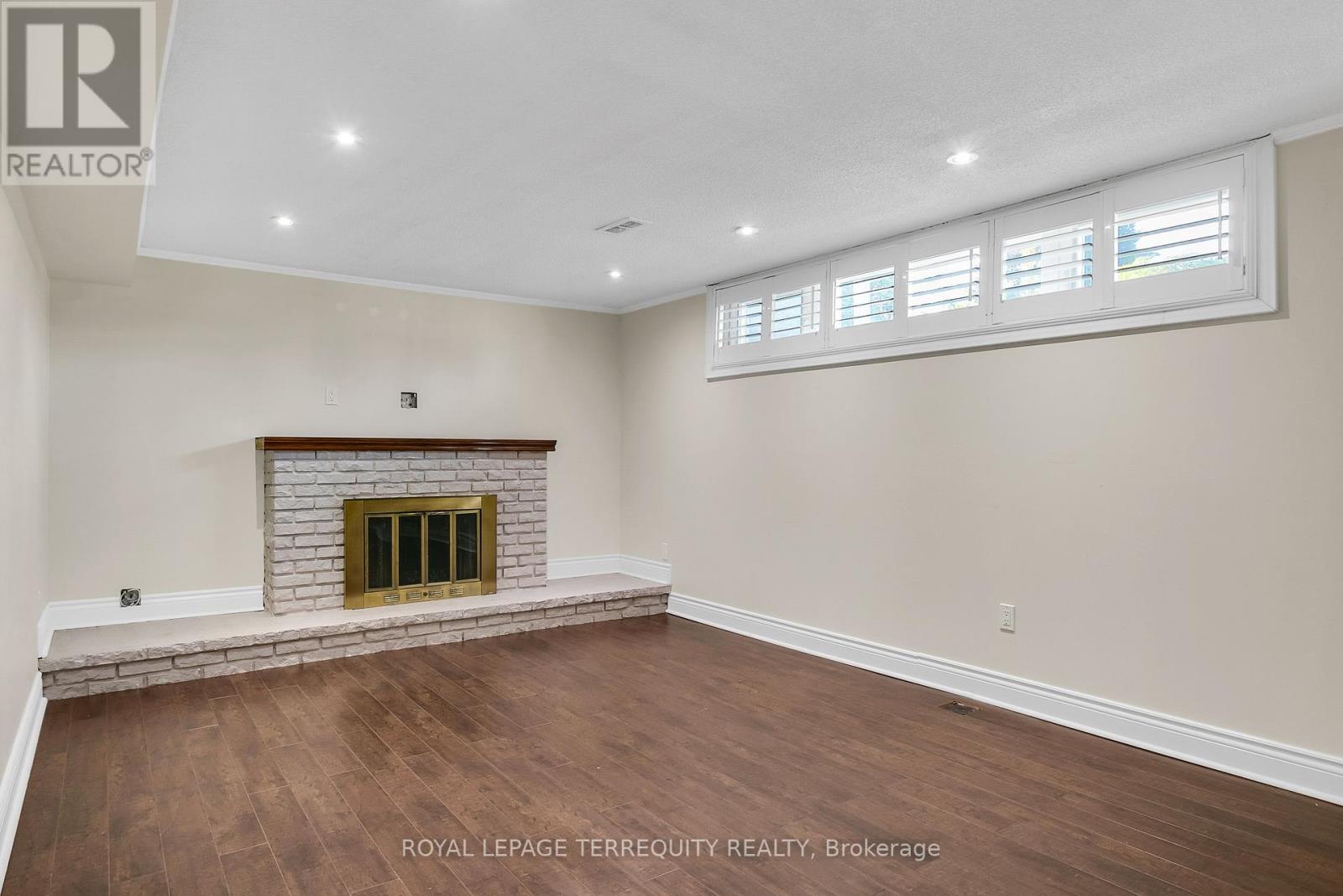 19 Wall Avenue, Toronto, Ontario  M9N 2N6 - Photo 23 - W12439310