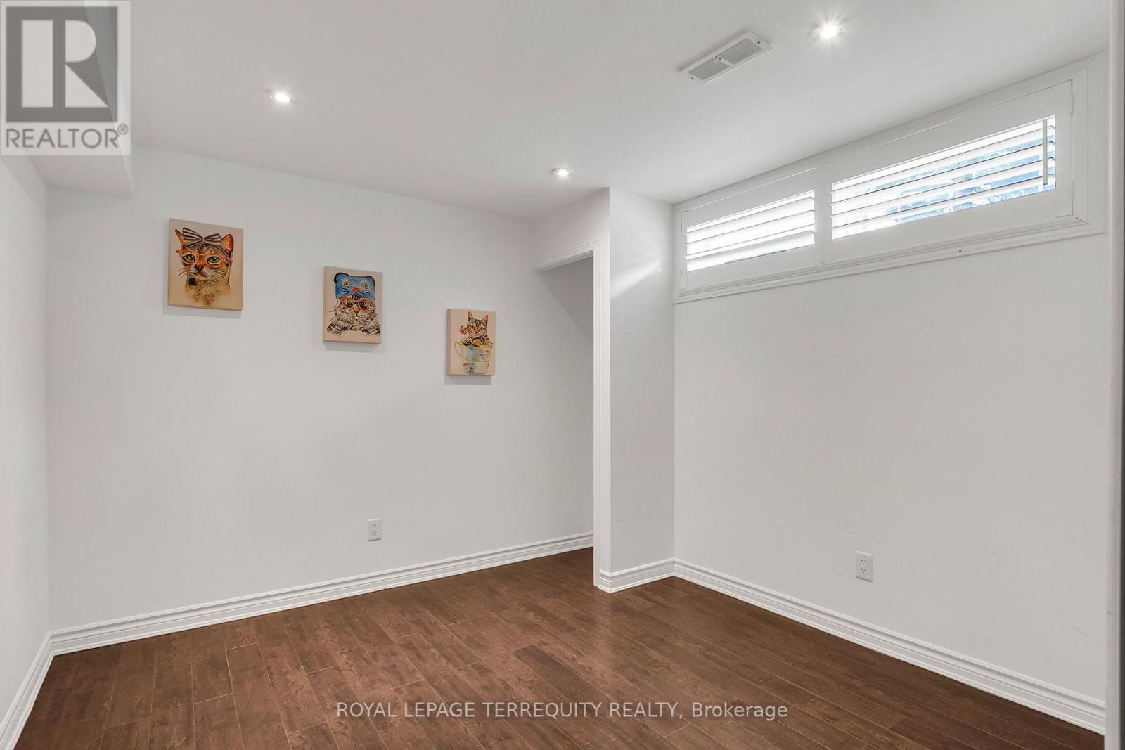 19 Wall Avenue, Toronto, Ontario  M9N 2N6 - Photo 25 - W12439310
