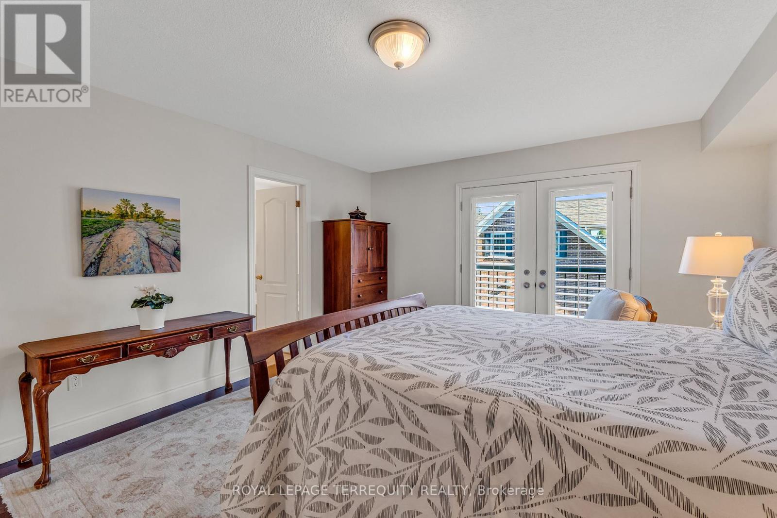 131 Nelson Street, Oakville, Ontario  L6L 3J1 - Photo 20 - W12439320