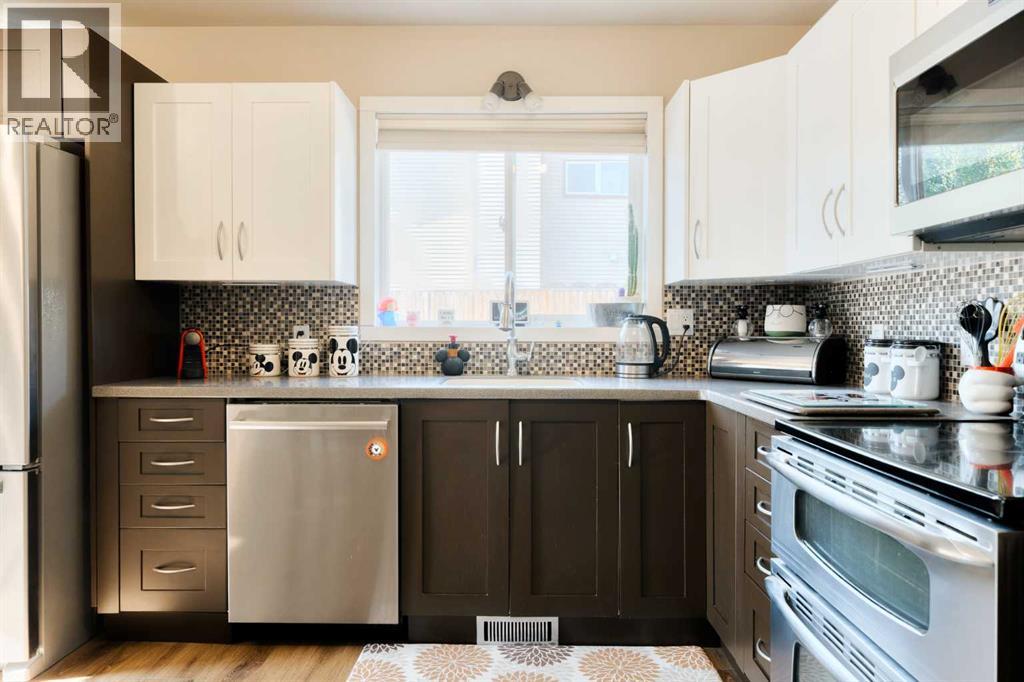 131 Macewan Meadow Way Nw, Calgary, Alberta  T3K 3J1 - Photo 9 - A2260745