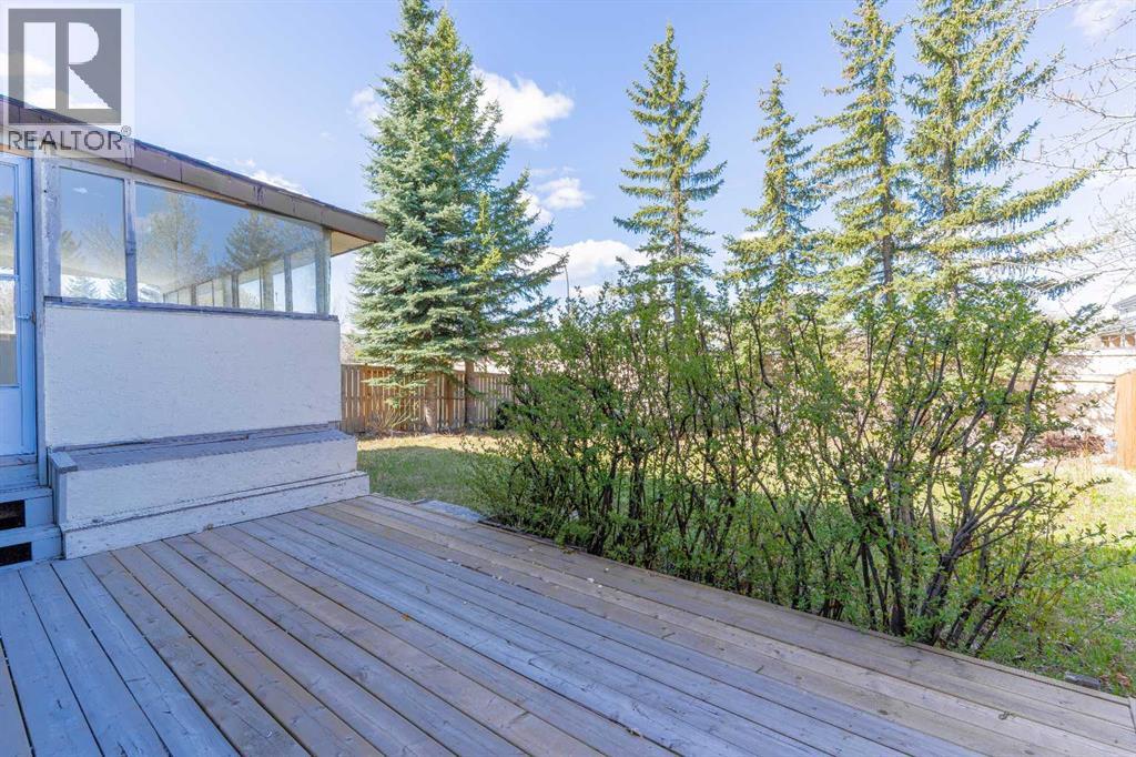 266 Edgepark Way Nw, Calgary, Alberta  T3A 4S7 - Photo 32 - A2261217
