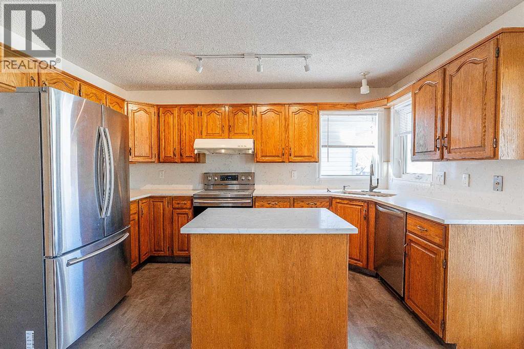 266 Edgepark Way Nw, Calgary, Alberta  T3A 4S7 - Photo 8 - A2261217
