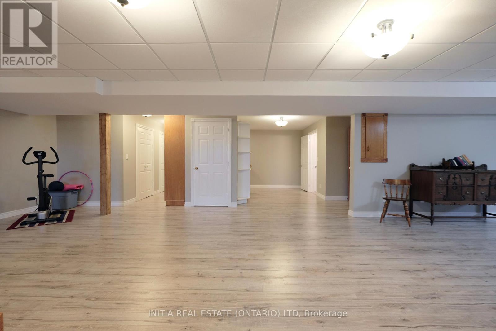 7284 Calvert Drive, Strathroy-Caradoc, Ontario  N7G 3H5 - Photo 23 - X12439364