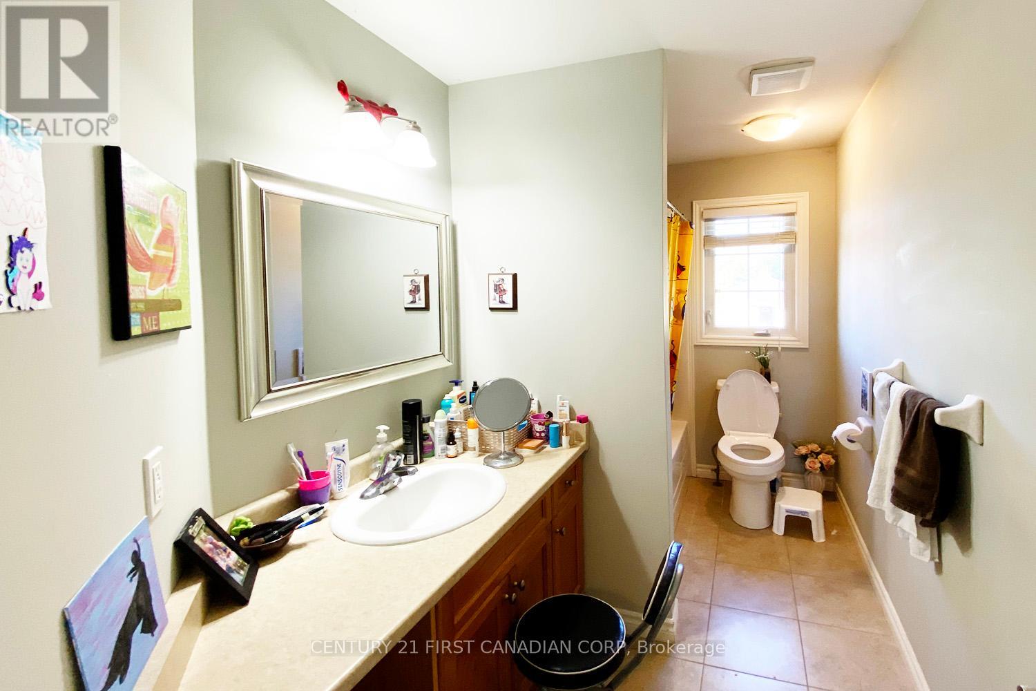 1177 Smither Road, London North, Ontario  N6G 5R8 - Photo 17 - X12439409