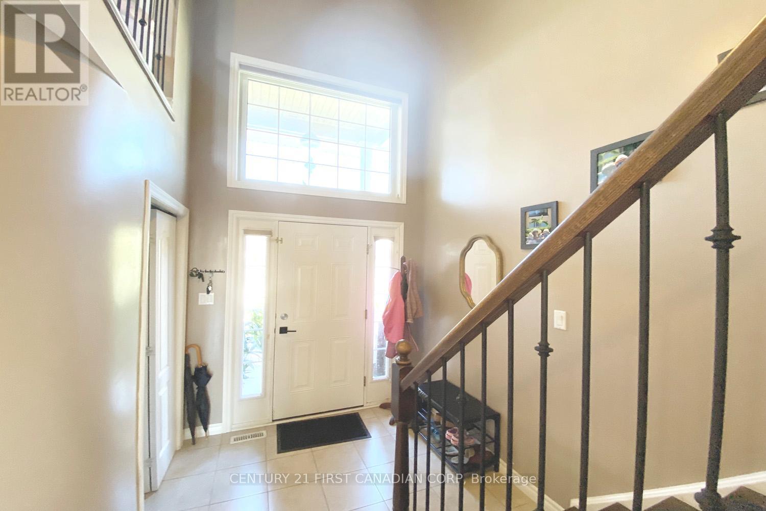 1177 Smither Road, London North, Ontario  N6G 5R8 - Photo 3 - X12439409