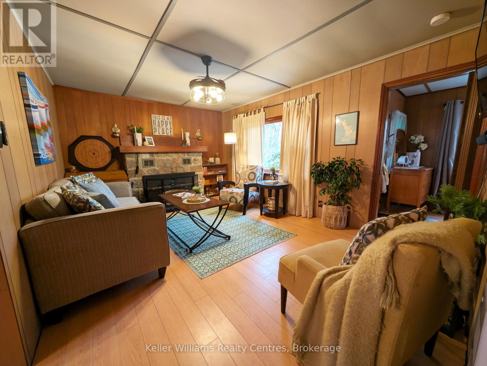 425 Huron Road, South Bruce Peninsula, Ontario  N0H 2T0 - Photo 10 - X12439389