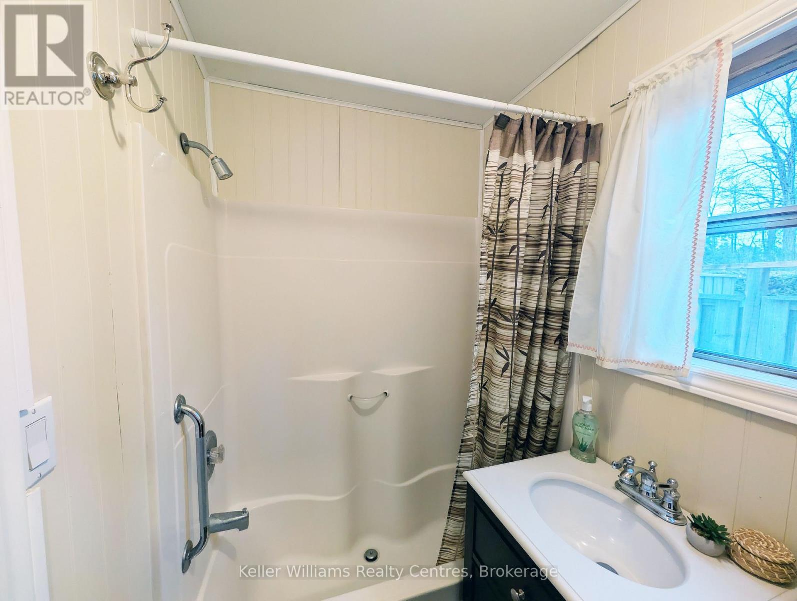 425 Huron Road, South Bruce Peninsula, Ontario  N0H 2T0 - Photo 30 - X12439389