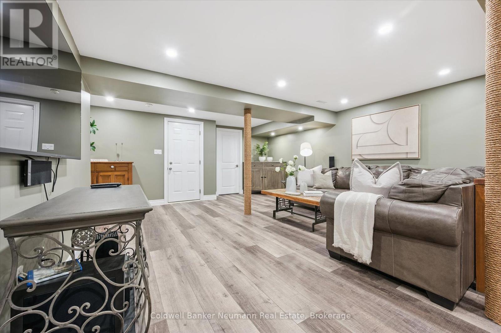 506 James Street, Centre Wellington, Ontario  N0B 1S0 - Photo 40 - X12439410