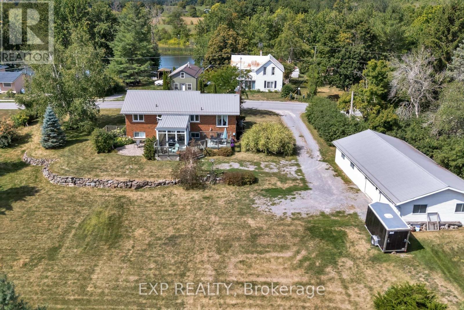112 STOCO ROAD, Tweed, Ontario